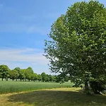 Feriehus In Puygareau Near Poitiers *