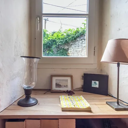 In Puygareau Near Poitiers بيت للعطل Savigny-sous-Faye