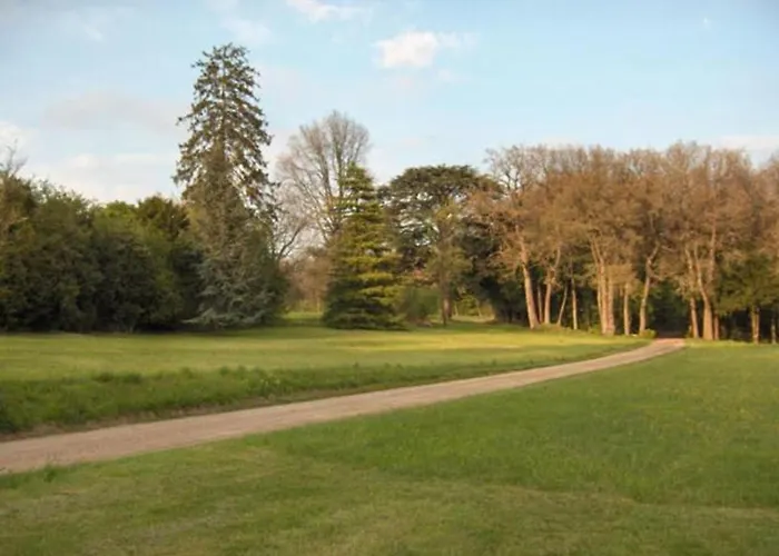 Casa de Férias In Puygareau Near Poitiers