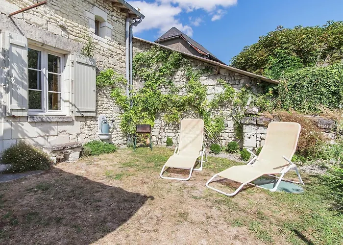 Casa de Férias In Puygareau Near Poitiers